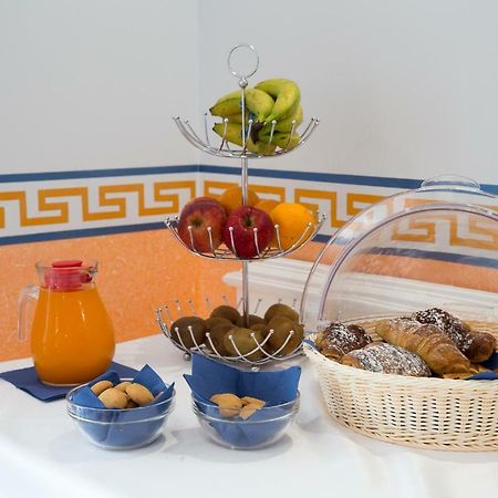 Odysseus Hotel Lipari  Bagian luar foto