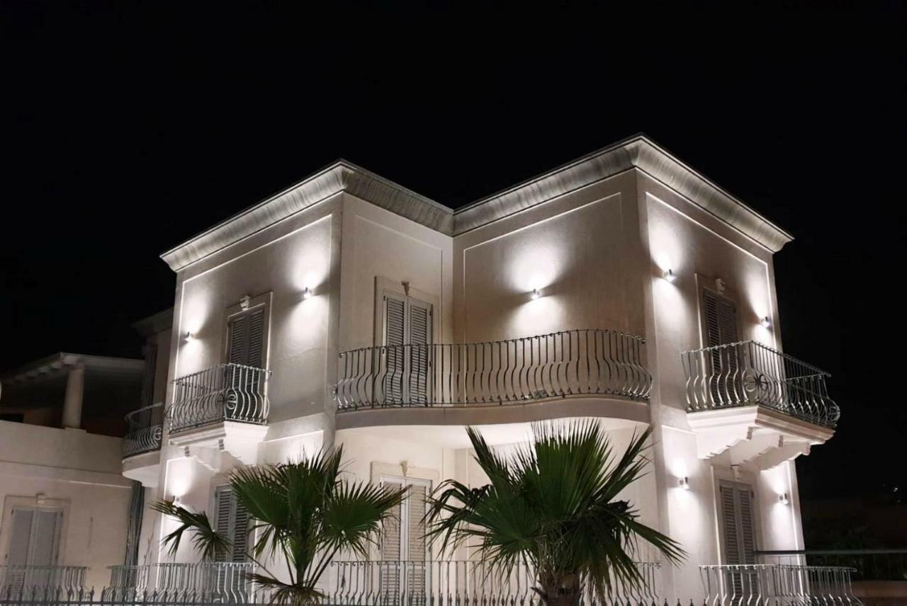 Odysseus Hotel Lipari  Bagian luar foto