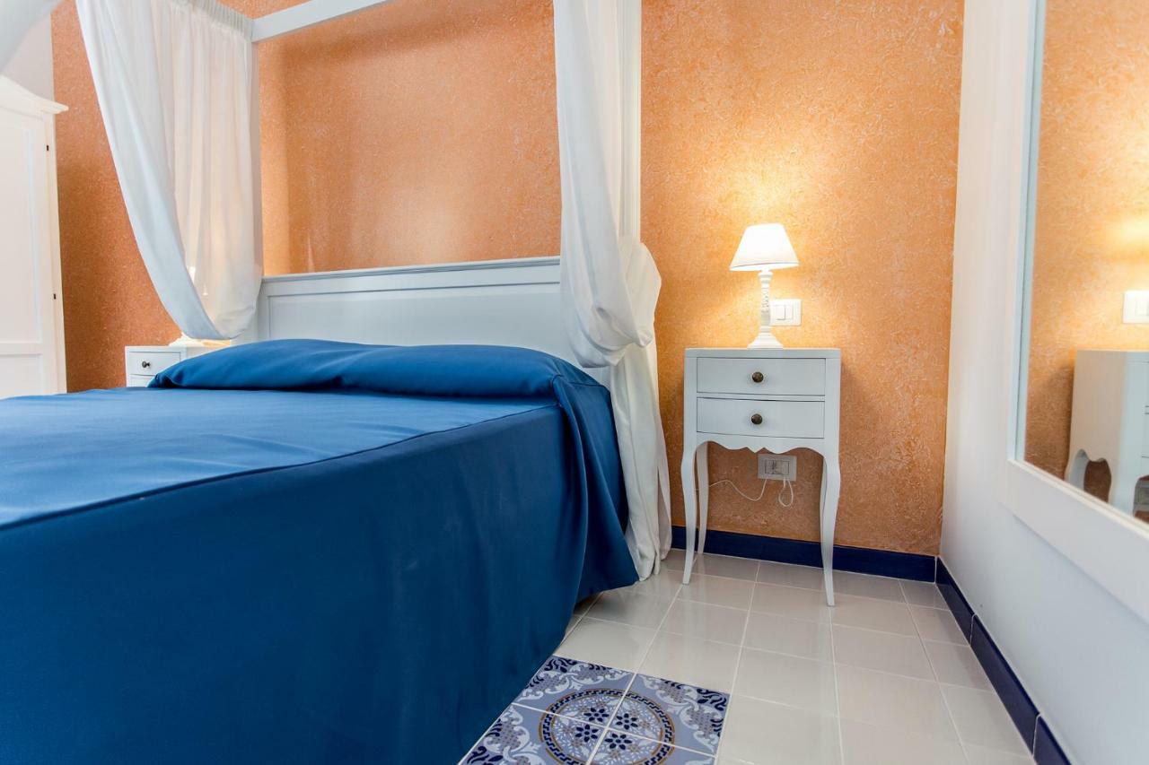 Odysseus Hotel Lipari  Bagian luar foto
