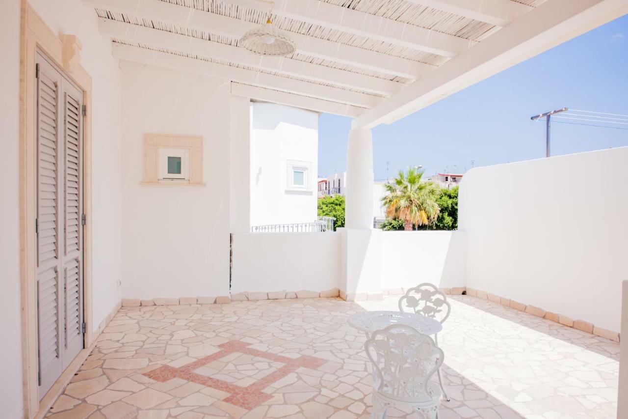 Odysseus Hotel Lipari  Bagian luar foto